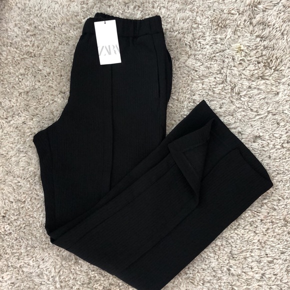 NWT Zara Black Front Slits Pants With Elastic Waistband - Picture 4 of 8